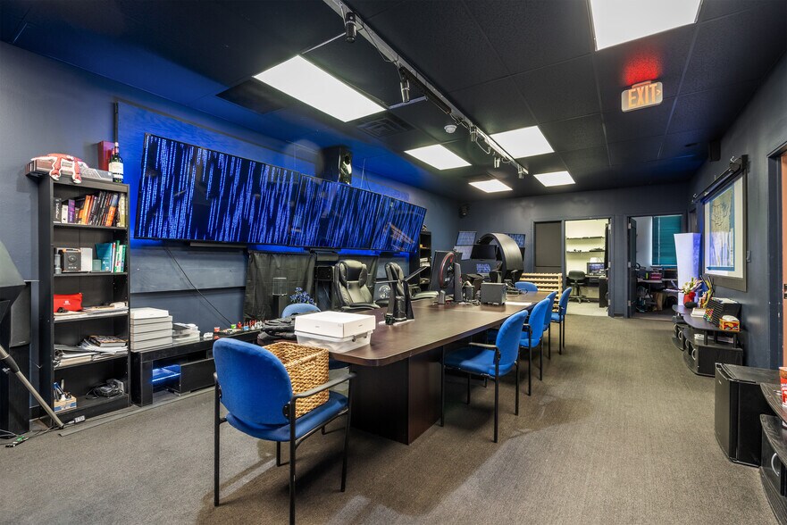 More Photos Of 124 Siringo Rd, Santa Fe Office For Sale