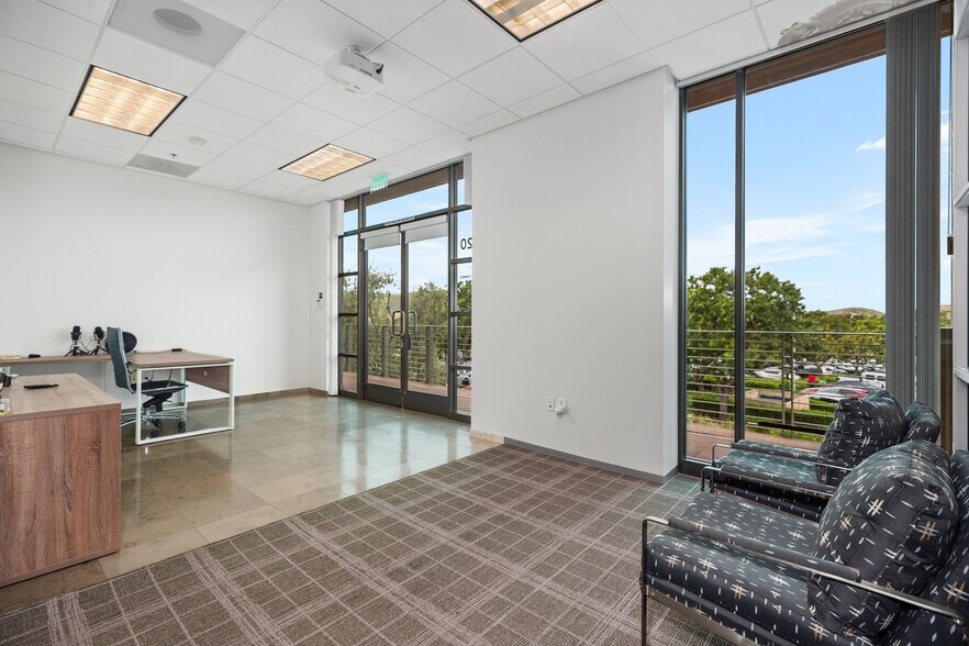 More Photos Of 9070 Irvine Center Dr, Irvine Loft Creative Space For Sale