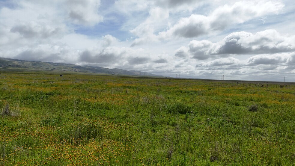 More Photos Of 0 Asilomar Trail, Santa Margarita Land For Sale