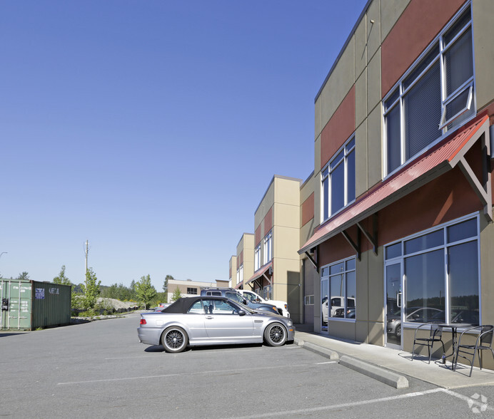 More Photos Of 7252 River Pl, Mission Warehouse For Sale