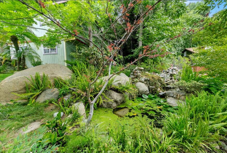 More Photos Of 483-533 Sturtevant Dr, Sierra Madre Apartments For Sale