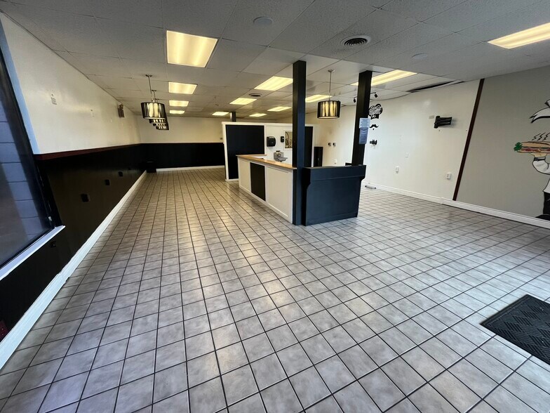 More Photos Of 9 Cedar Swamp Rd, Smithfield Unknown For Lease