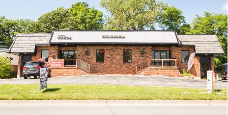 More Photos Of 10308 State Line Rd, Leawood Office For Lease