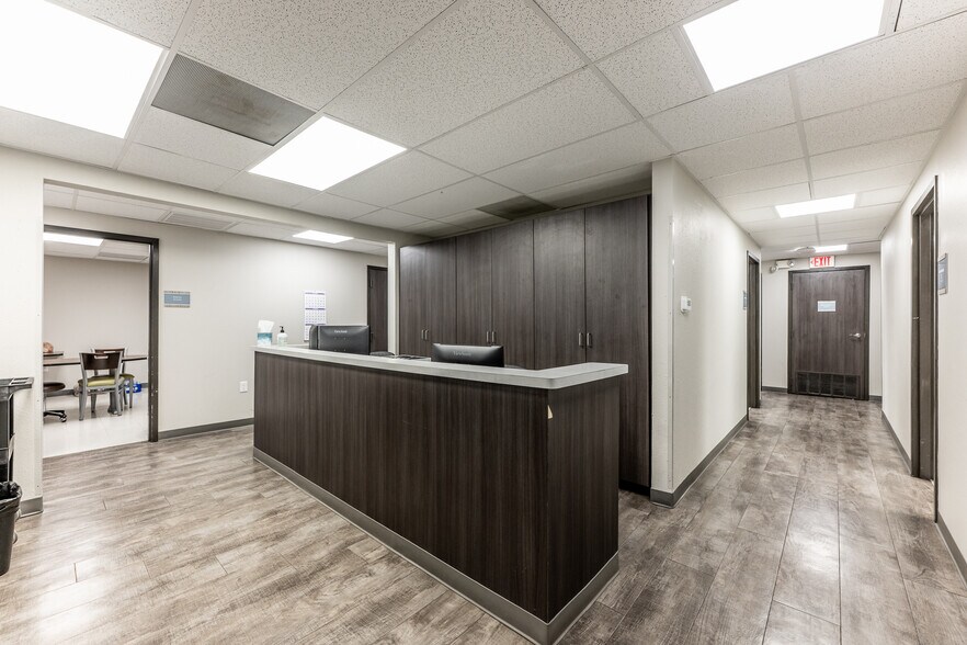 More Photos Of 130 Medical Center Pky, Huntsville Medical For Sale