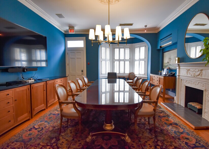 More Photos Of 1224-1226 17th St NW, Washington Loft Creative Space For Lease