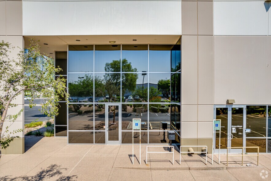 More Photos Of 7419 S Roosevelt St, Tempe Warehouse For Lease