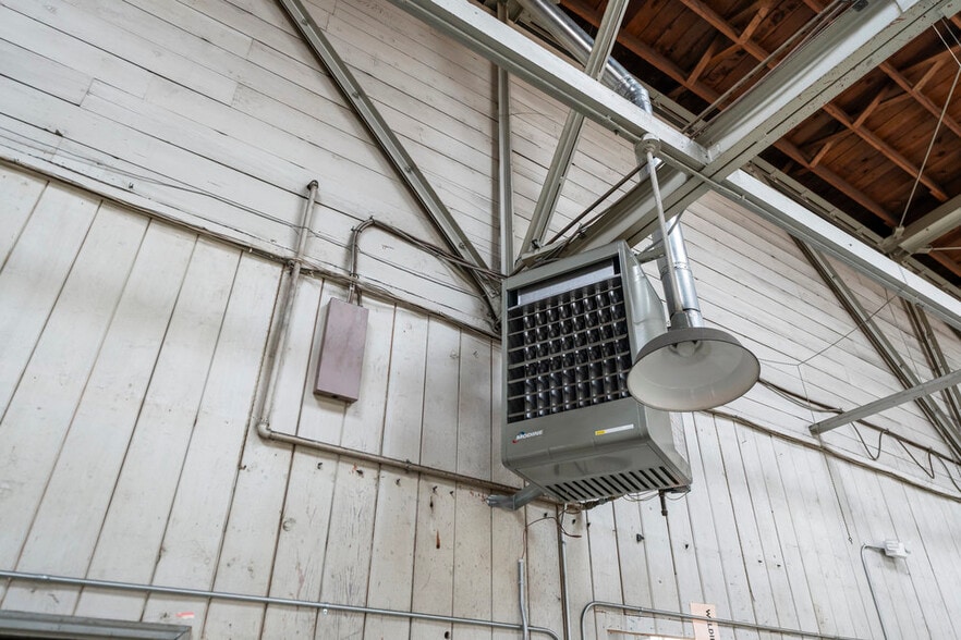 More Photos Of 1110 Colusa St, Vallejo Auto Repair For Sale