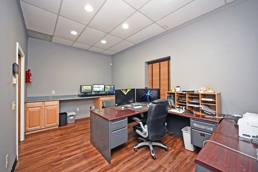 More Photos Of 1245 Tennessee Ave, Cincinnati Warehouse For Sale