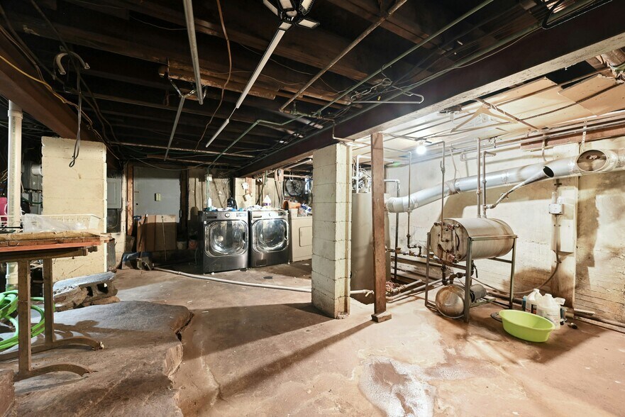 More Photos Of 6803 Park Ave, West New York Storefront Retail Residential For Sale