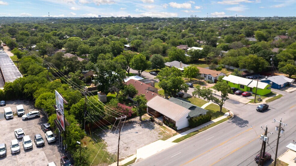 More Photos Of 5600 San Pedro Ave, San Antonio Office Residential For Sale