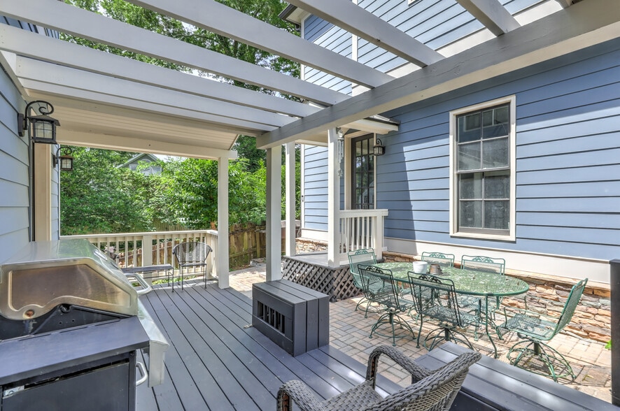 More Photos Of 2972 Lookout Pl NE, Atlanta Office Residential For Sale