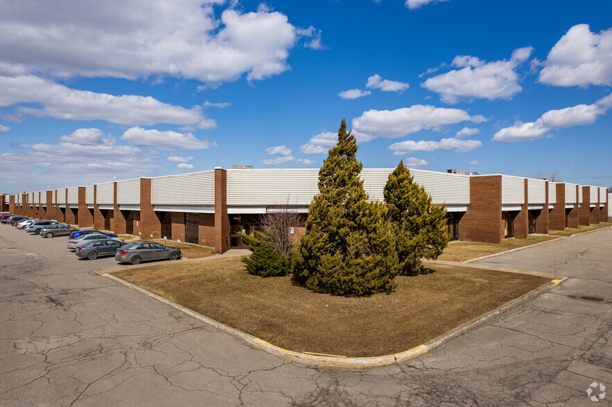 Primary Photo Of 1520-1660 Ave 55th, Montréal Warehouse For Lease