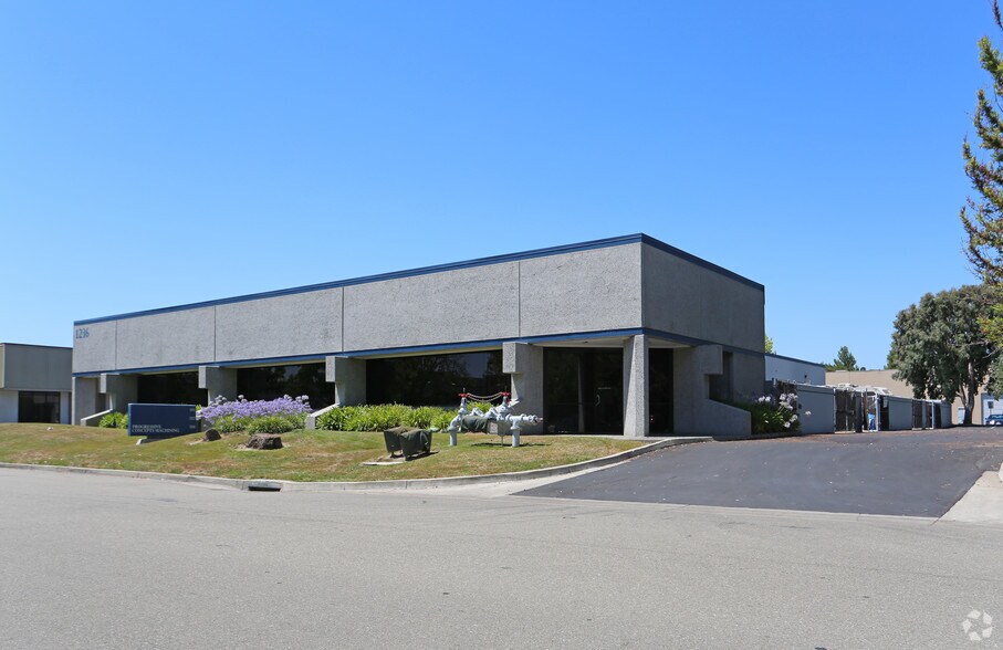 More Photos Of 1236 Quarry Ln, Pleasanton Research And Development For Lease