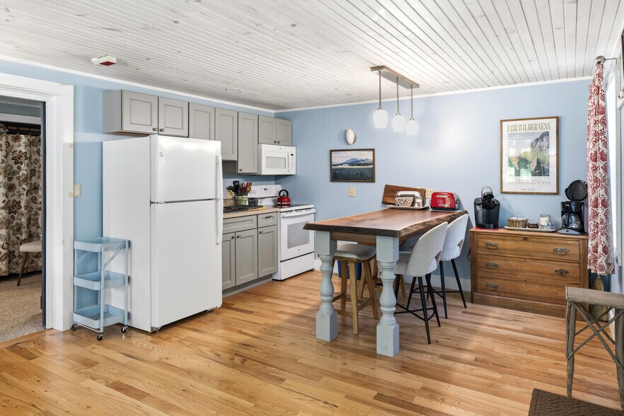 More Photos Of 1834 NY-73 Scenic, Keene Valley Hospitality For Sale
