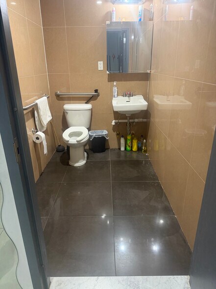 More Photos Of 366 Kings Hwy, Brooklyn Apartments For Sale