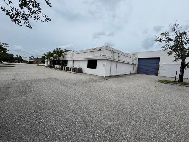 Primary Photo Of 12501 Metro Pky, Fort Myers Warehouse For Sale