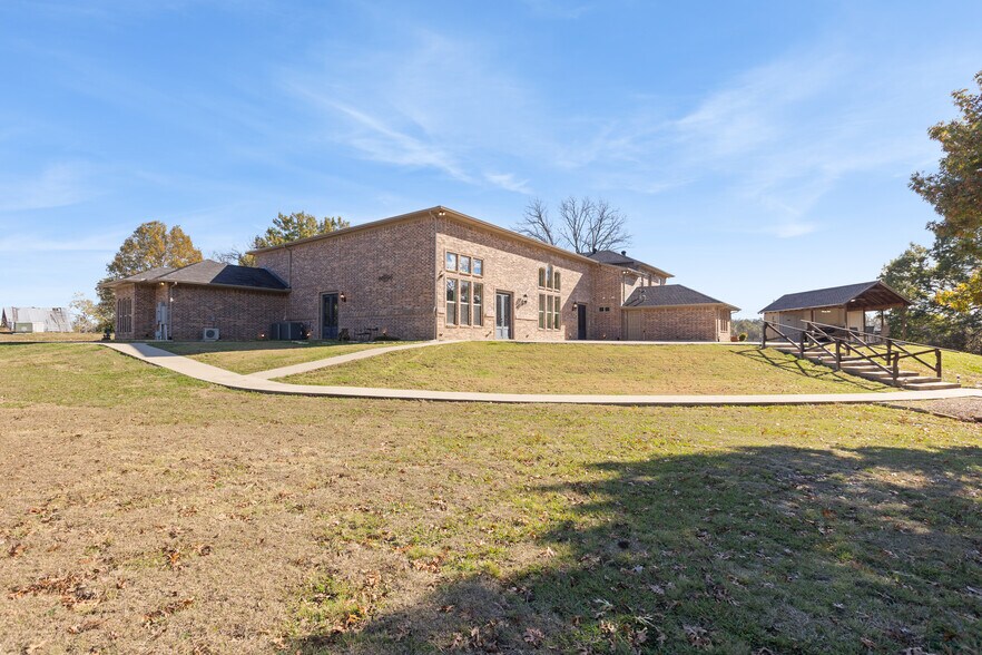 More Photos Of 27923 W US Highway 82, Sherman Lodge Meeting Hall For Sale