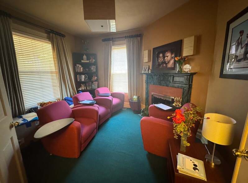 More Photos Of 62 Bowman Ave, Rye Town Office For Lease