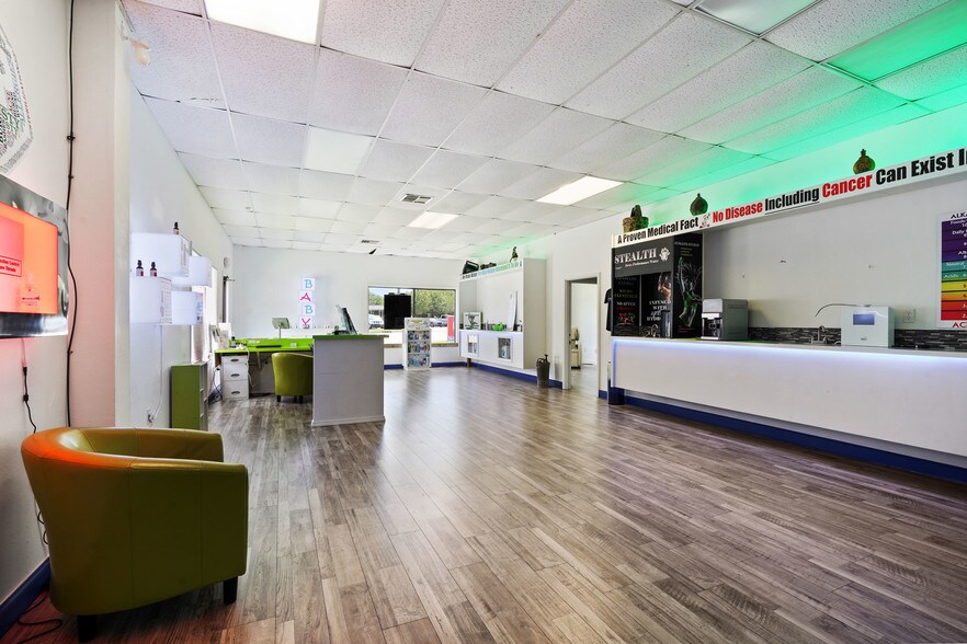 More Photos Of 101-181 Commercial Sq, Slidell Storefront Retail Office For Lease