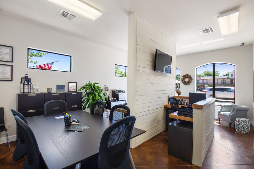 More Photos Of 14375 Liberty St, Montgomery Coworking Space