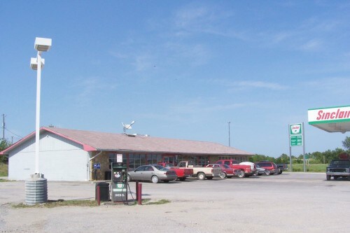 More Photos Of 460 John Brown Hwy & I-35, Williamsburg Service Station For Sale