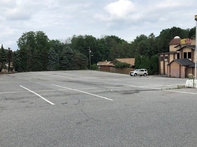 More Photos Of 2017 Bernville Rd, Reading Land For Lease