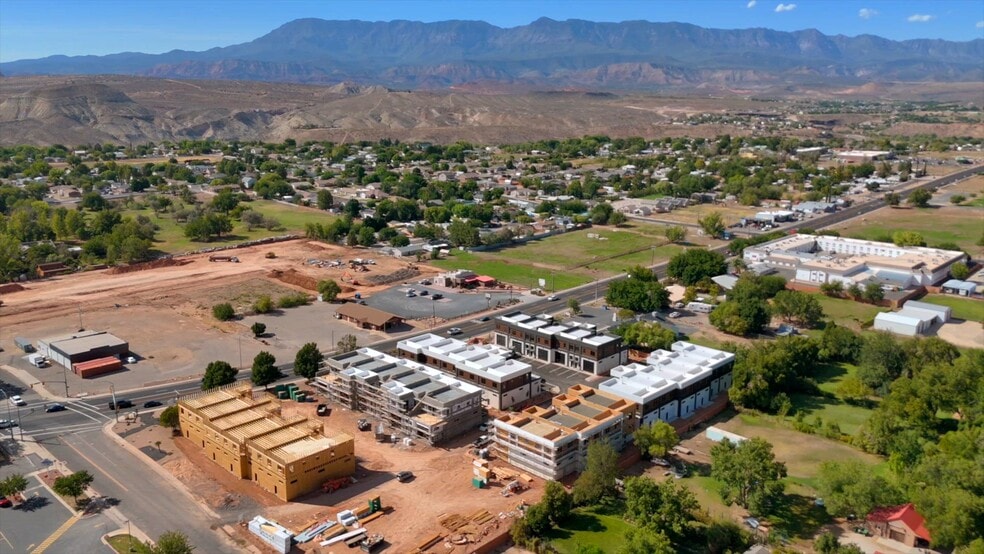 Primary Photo Of 80 W Center St, La Verkin Light Manufacturing For Sale