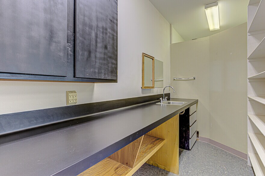 More Photos Of 45 La Buena Vista Dr, Wimberley Schools For Sale