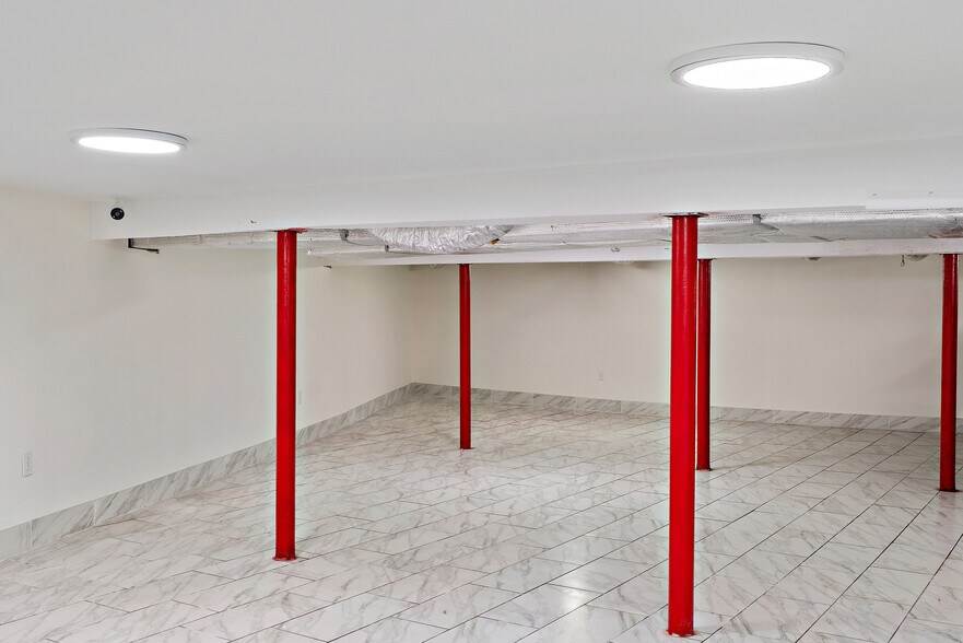 More Photos Of 365 Salem St, Medford Health Club For Sale