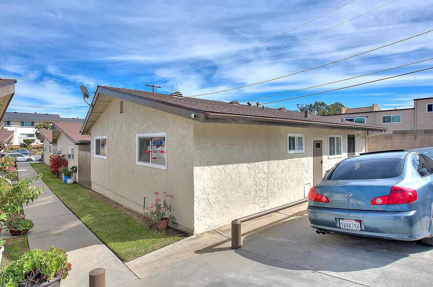 More Photos Of 275-299 Monte Vista St, La Habra Apartments For Sale