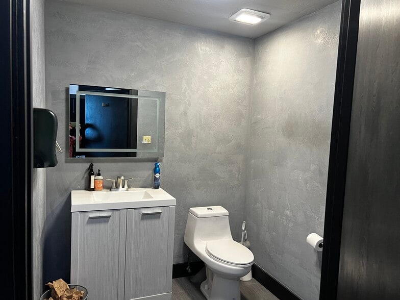 More Photos Of 1811 Broadway, Concord Freestanding For Sale