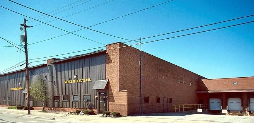 Primary Photo Of 29319-29325 Clayton Ave, Wickliffe Manufacturing For Lease