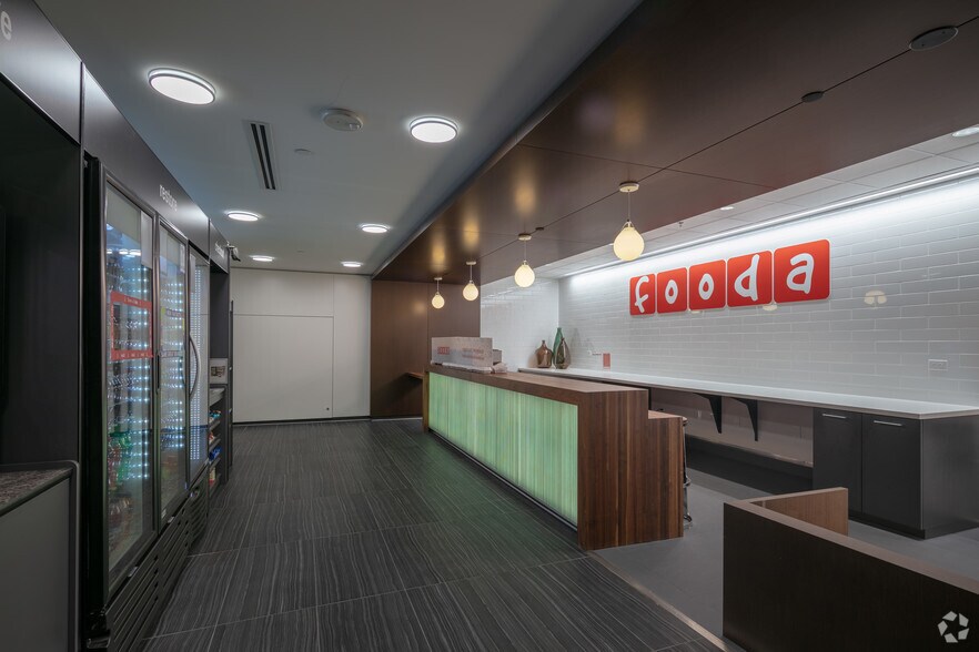 More Photos Of 3060 Peachtree Rd NW, Atlanta Office For Lease