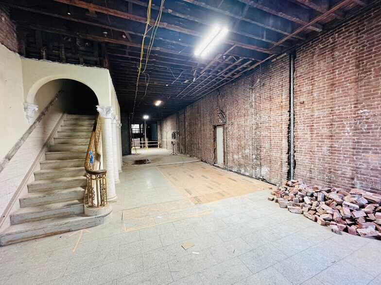 More Photos Of 258 Atlantic St, Stamford Office For Sale