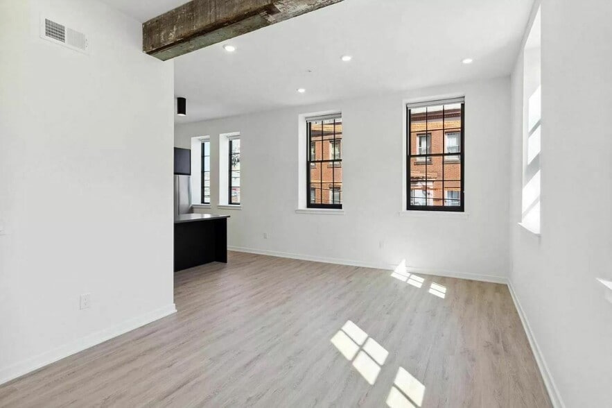 More Photos Of 500 N 13th St, Philadelphia Multifamily For Sale