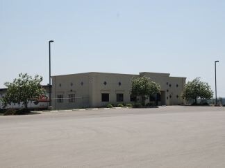 More Photos Of 1619 N Plaza Dr, Visalia Truck Terminal For Lease