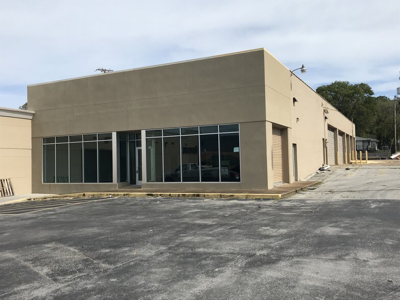 More Photos Of 2811 E 49th St, Chattanooga Showroom For Lease