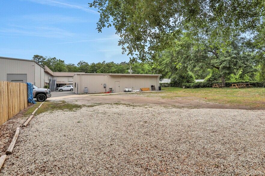 More Photos Of 3787 Old Middleburg Rd, Jacksonville Office For Sale