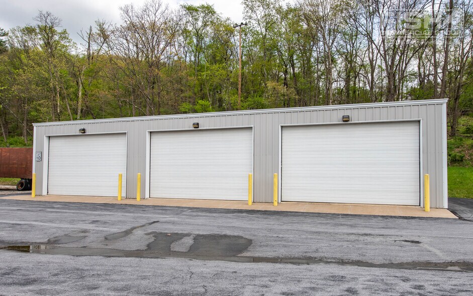 More Photos Of 3010-3024 Lycoming Creek Rd, Williamsport Warehouse For Lease