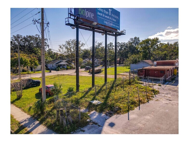 More Photos Of 707 S Orange Blossom Trl, Orlando Storefront For Sale