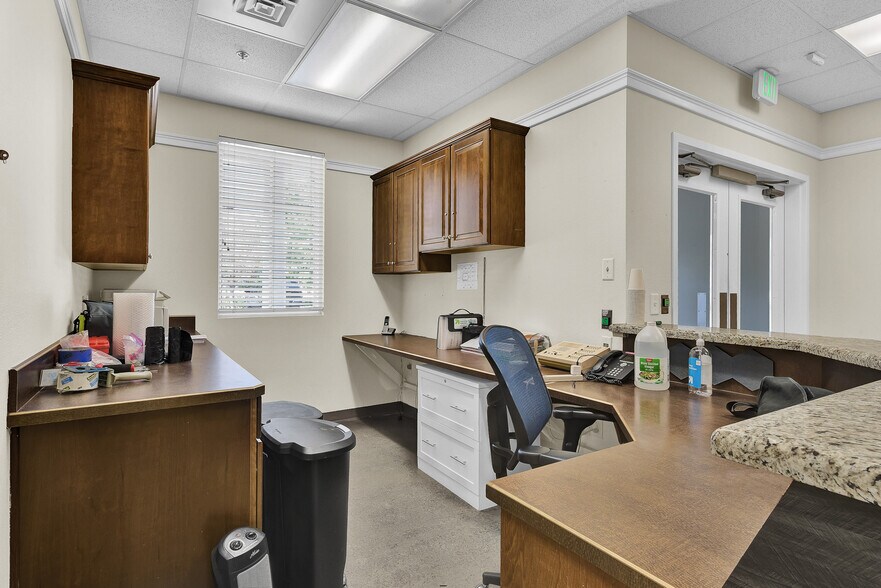 More Photos Of 1400 N Park Ln, Eagle Schools For Sale