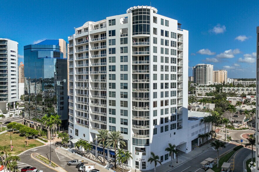 More Photos Of 1227-1239 N Gulfstream Ave, Sarasota Apartments For Lease