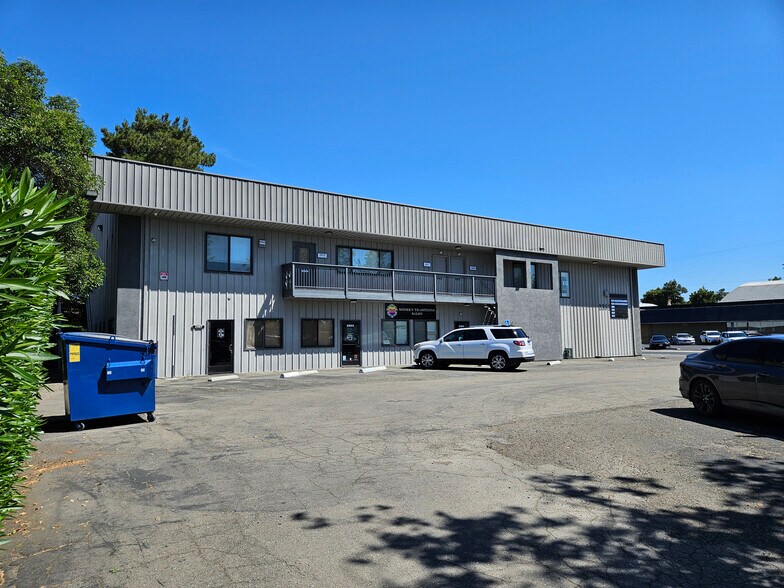 More Photos Of 2309 W Alpine Ave, Stockton Office For Lease