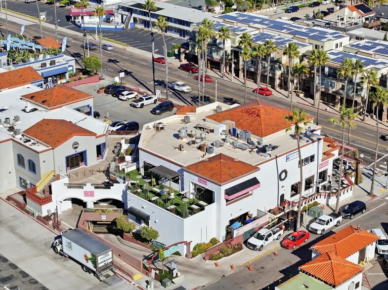 More Photos Of 4110-4190 Mission Blvd, San Diego Unknown For Lease