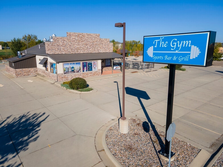 More Photos Of 900 Clarice Ave, Marshall Sports And Entertainment For Sale