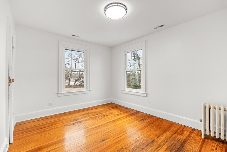 More Photos Of 15115 Forest Road, Forest Office For Lease