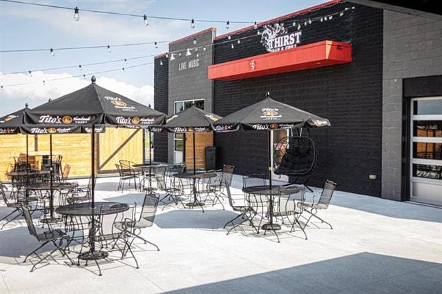 More Photos Of W6278 Greenville Dr, Greenville Restaurant For Sale