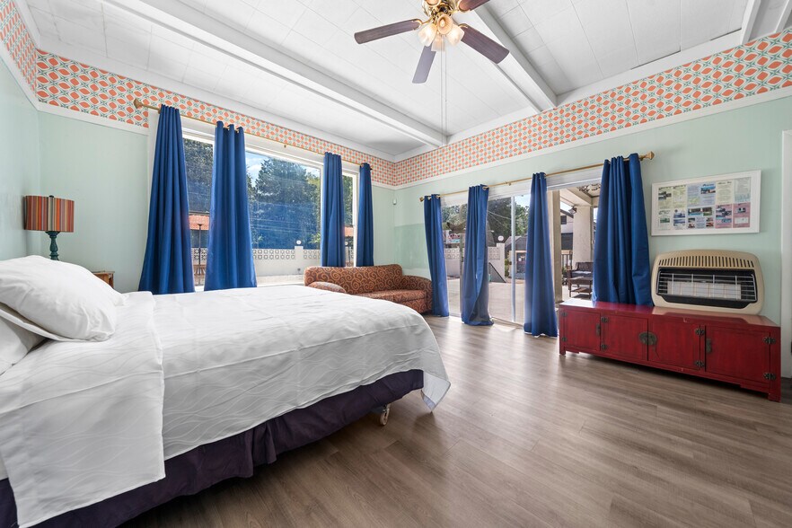 More Photos Of 741 Park Ave, Hot Springs Hotel For Sale