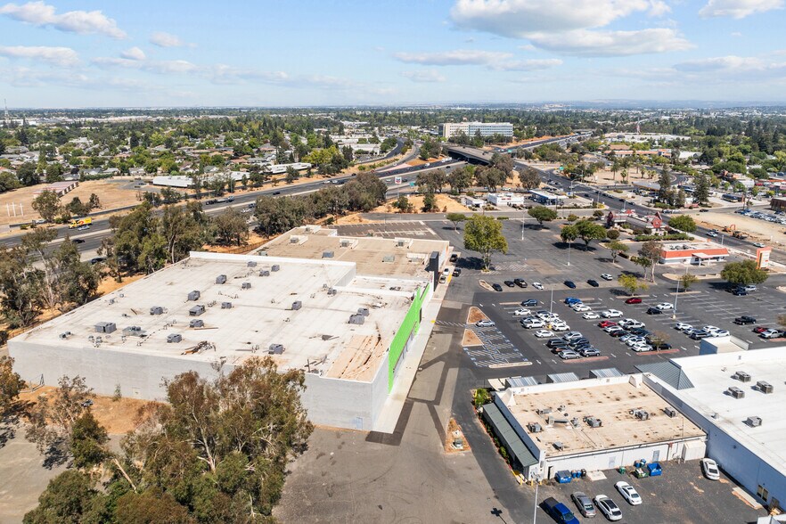 More Photos Of 8501 Auburn Blvd, Citrus Heights Freestanding For Sale