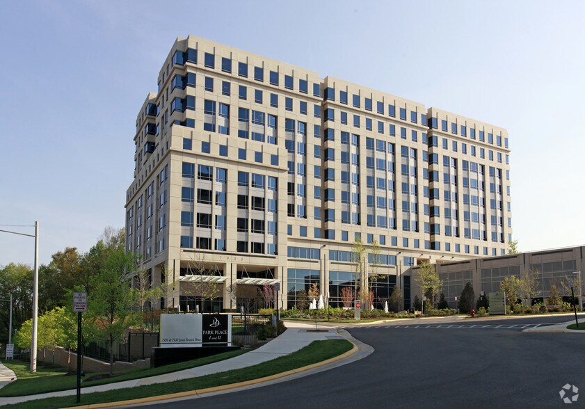 More Photos Of 7930 Jones Branch Dr, McLean Office For Lease